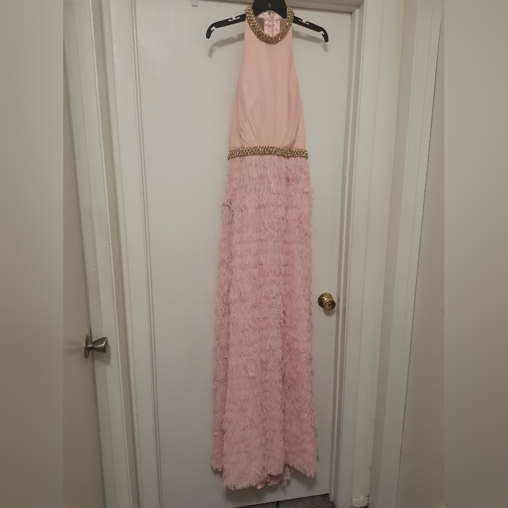 2Cute Dress - Picture 3 of 10